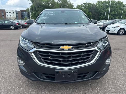 Used 2019 Chevrolet Equinox LT FWD image 2
