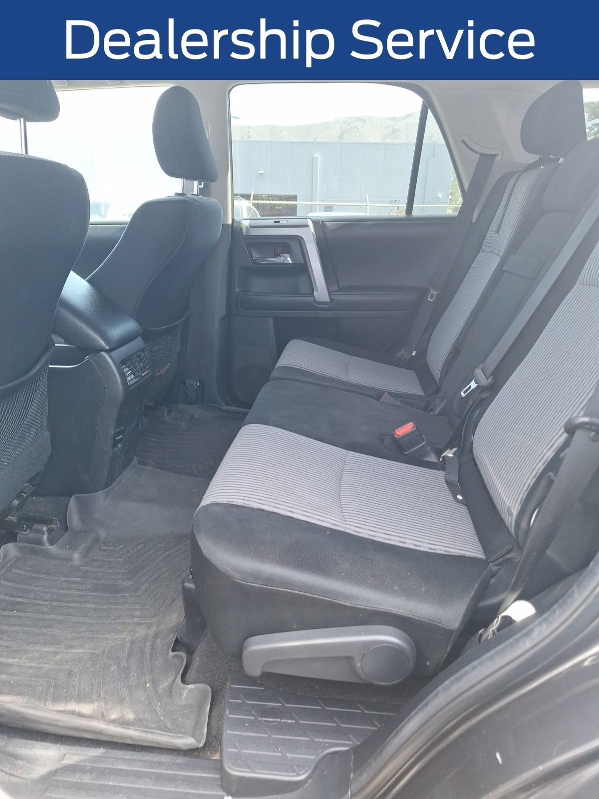 Used 2014 Toyota 4Runner SR5 AWD/4WD image 15