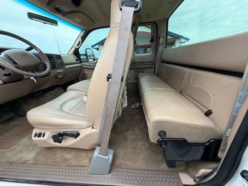 Used 1999 Ford F250 4x4 SuperCab Super Duty image 15