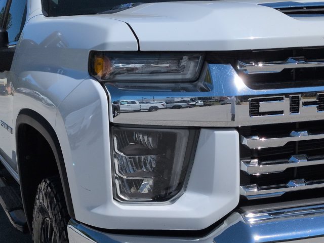 Used 2020 Chevrolet Silverado 2500 LTZ AWD/4WD image 11