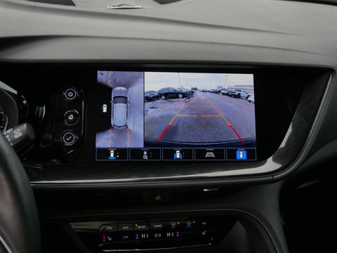 Used 2021 Buick Envision Essence w/ Technology Package I image 31