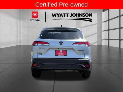 Used 2025 Toyota Corolla Cross AWD Hybrid image 8