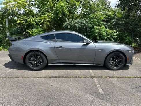 Used 2025 Ford Mustang GT RWD image 2