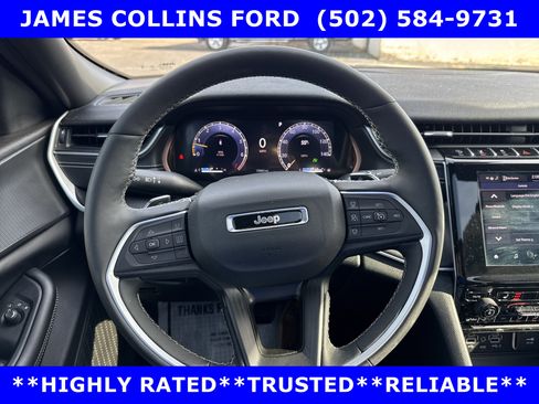 Used 2024 Jeep Grand Cherokee Altitude AWD/4WD image 19