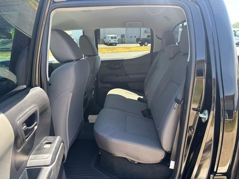 Used 2023 Toyota Tacoma SR AWD/4WD image 10