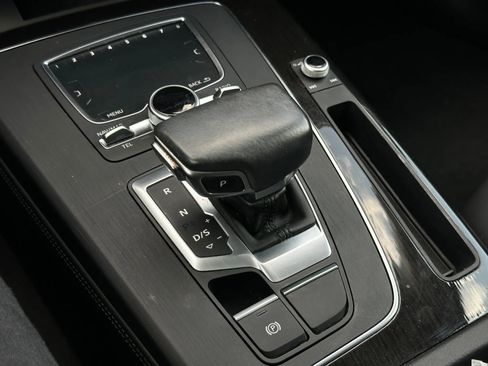 Used 2020 Audi Q5 2.0T Premium Plus w/ Premium Plus Package image 34