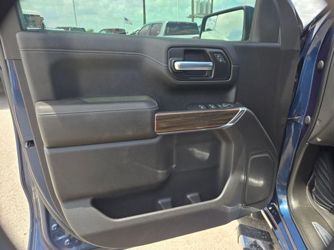 Used 2021 Chevrolet Silverado 1500 LT Trail Boss w/ Bed Protection Package AWD/4WD image 12