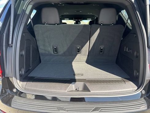 New 2026 GMC Yukon Elevation AWD/4WD image 11