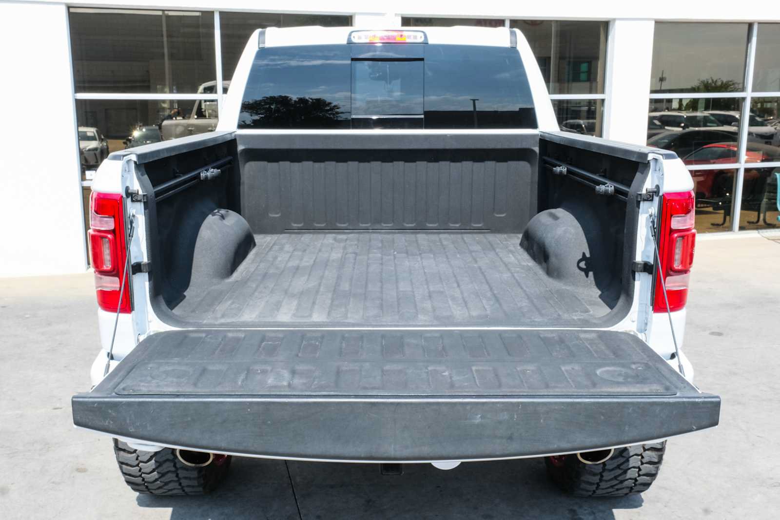 Used 2020 RAM 1500 Limited AWD/4WD image 53