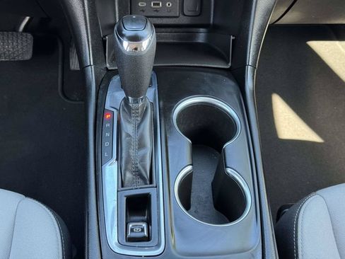 Used 2021 Chevrolet Equinox LS AWD/4WD image 8