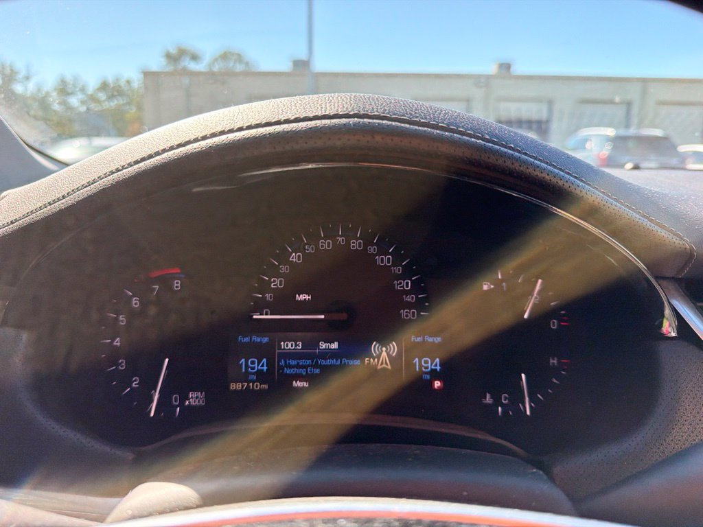 Used 2013 Cadillac XTS Luxury FWD image 16
