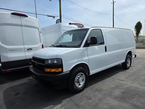 Used 2019 Chevrolet Express 2500 w/ Safety Package image 30