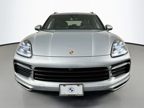 Used 2020 Porsche Cayenne AWD/4WD image 2