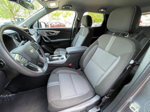 Used 2025 Chevrolet Blazer LT FWD image 23