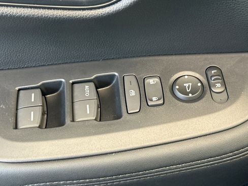 New 2026 Honda HR-V LX image 13