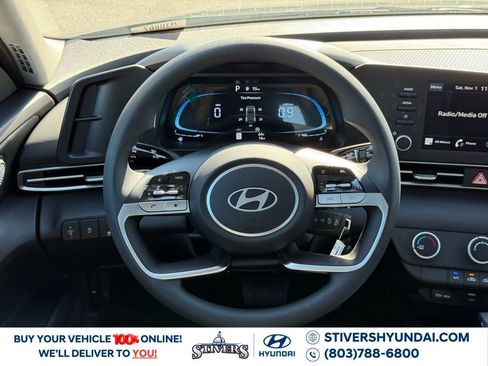 New 2026 Hyundai Elantra SE w/ Cargo Package image 24