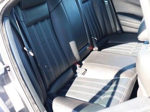 Used 2023 Chrysler 300 S image 27