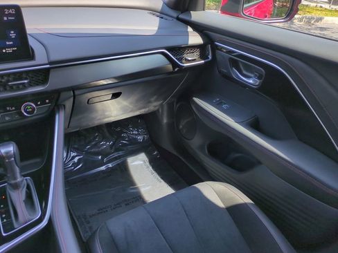 Certified 2025 Acura ADX A-Spec image 17