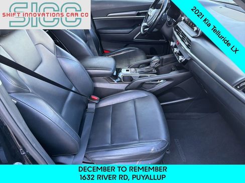 Used 2021 Kia Telluride LX image 16