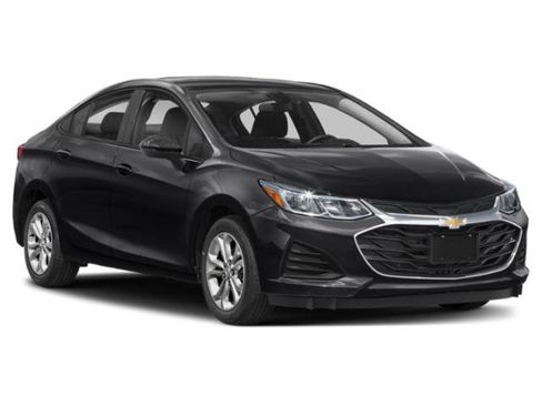 Used 2019 Chevrolet Cruze LS w/ LS Convenience Package FWD image 9