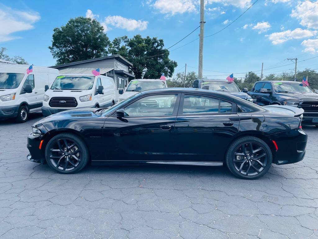 Used 2022 Dodge Charger R/T w/ Blacktop Package RWD image 8