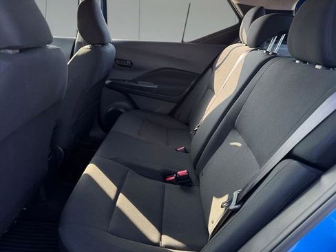 Used 2024 Nissan Kicks S image 10