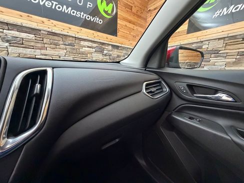 Used 2024 Chevrolet Equinox LT AWD/4WD image 27