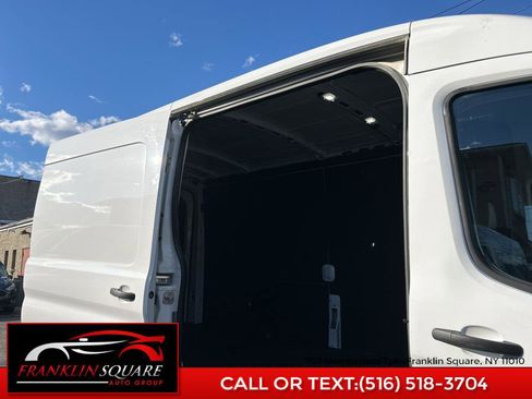 Used 2023 Ford Transit 250 Medium Roof AWD w/ Load Area Protection Package image 34