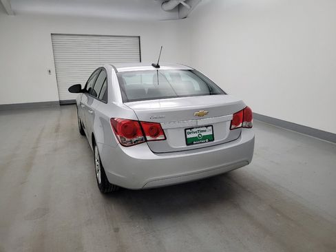Used 2015 Chevrolet Cruze LS FWD image 6