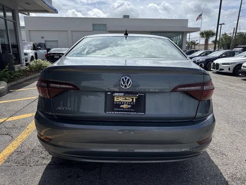 Used 2020 Volkswagen Jetta SE FWD image 35