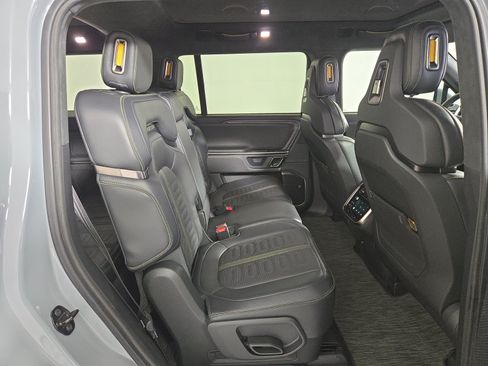 Used 2024 Rivian R1S Adventure Dual AWD/4WD image 23