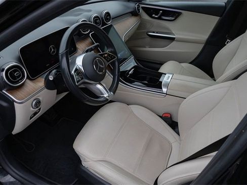 Used 2023 Mercedes-Benz C 300 4MATIC Sedan image 2