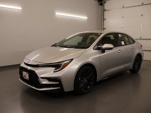 New 2026 Toyota Corolla SE AWD/4WD image 6