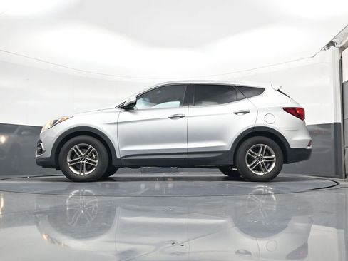 Used 2017 Hyundai Santa Fe Sport FWD image 20
