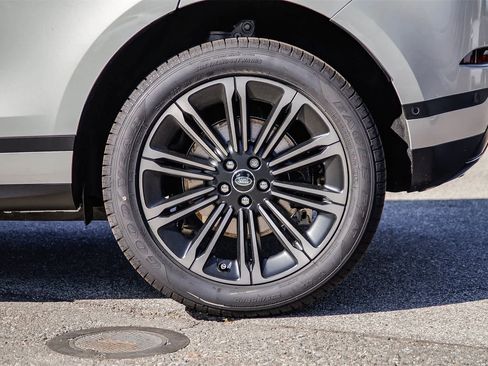 New 2026 Land Rover Range Rover Evoque S image 8