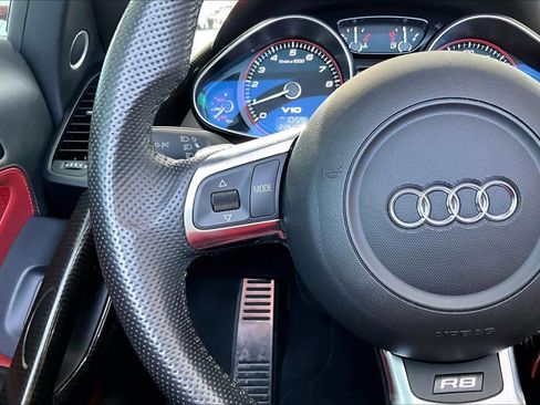 Used 2012 Audi R8 V10 image 22