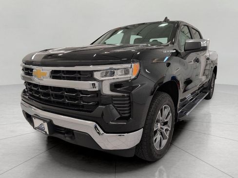 Used 2024 Chevrolet Silverado 1500 LT AWD/4WD image 12