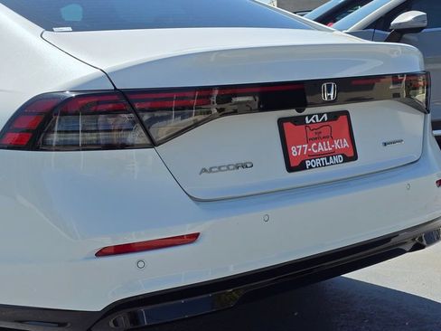 Used 2025 Honda Accord EX-L image 13