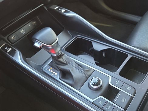 Used 2022 Kia Sorento EX w/ Panoramic Sunroof Package image 22