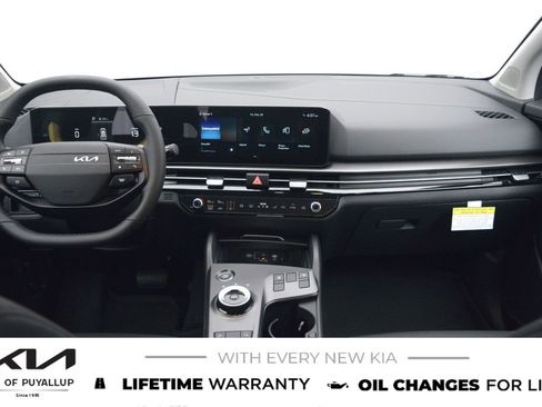 New 2026 Kia Sportage EX image 17