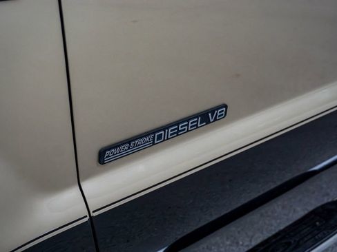 Used 2001 Ford F350 4x4 Crew Cab DRW Super Duty image 52