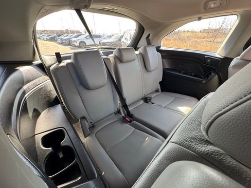 Used 2024 Honda Odyssey EX-L image 25