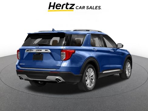 Used 2023 Ford Explorer Limited RWD image 2