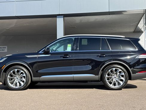New 2025 Lincoln Aviator Reserve w/ Luxury Package image 6