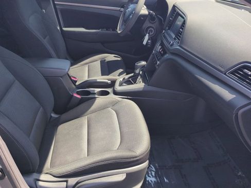 Used 2018 Hyundai Elantra SEL image 19