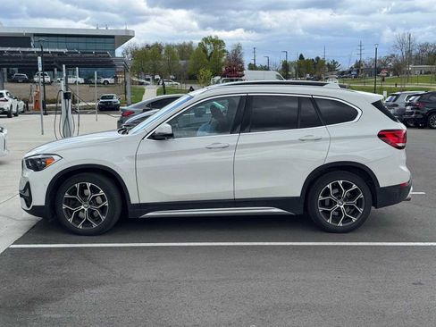 Used 2021 BMW X1 xDrive28i w/ Convenience Package AWD/4WD image 3