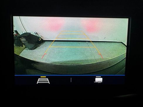 Used 2021 Chevrolet Silverado 1500 Custom image 7