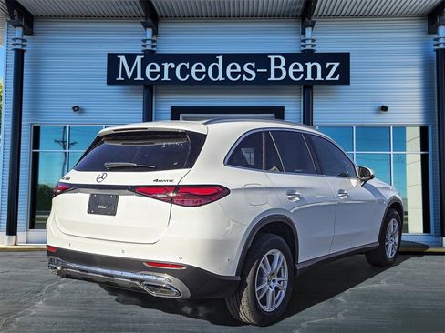 New 2025 Mercedes-Benz GLC 300 4MATIC image 6