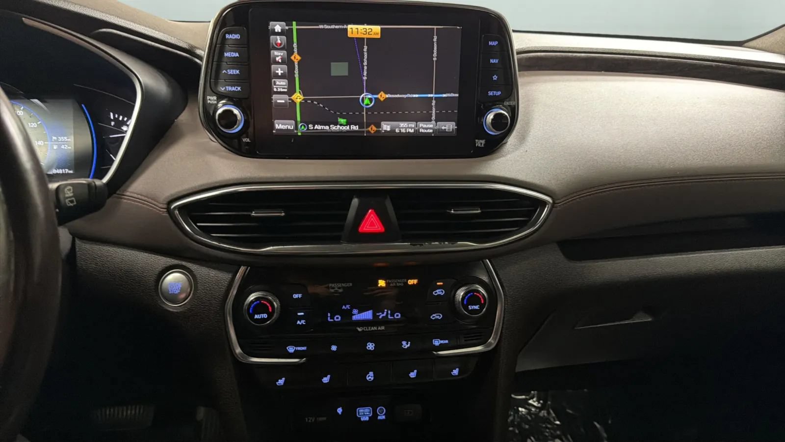 Used 2020 Hyundai Santa Fe Limited FWD image 15