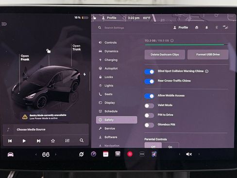 Used 2022 Tesla Model Y Performance image 24